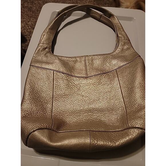 Tignanello Bronze Leather Handbag with Keychain Magnetic and Zipper Closures - Picture 3 of 7